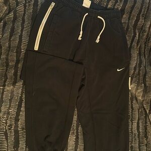 nike sweatpants